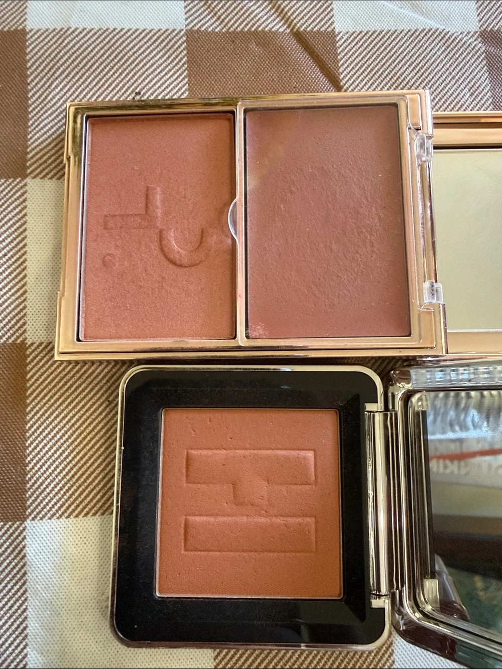 Blush lot Huda/Haus Labs/Patrick Ta